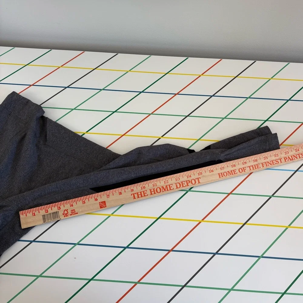 Lululemon Pace Rival Crop Leggings
Size 8 Heathered Grey in EUC athleisure - Picture 14 of 15